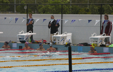 Aussie Coaches and swimmers at SCU